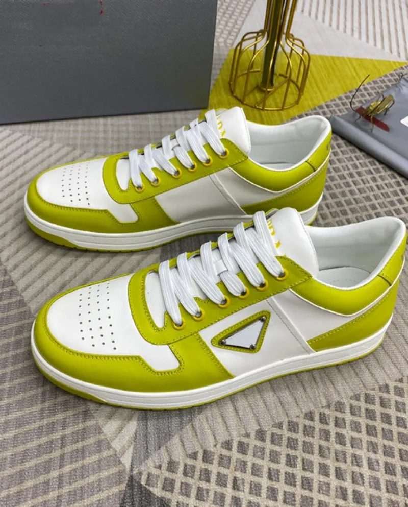 2023 Scarpe da uomo alla moda Scarpe casual in pelle di design Scarpe basse con cravatta da esterno casual in pelle nera