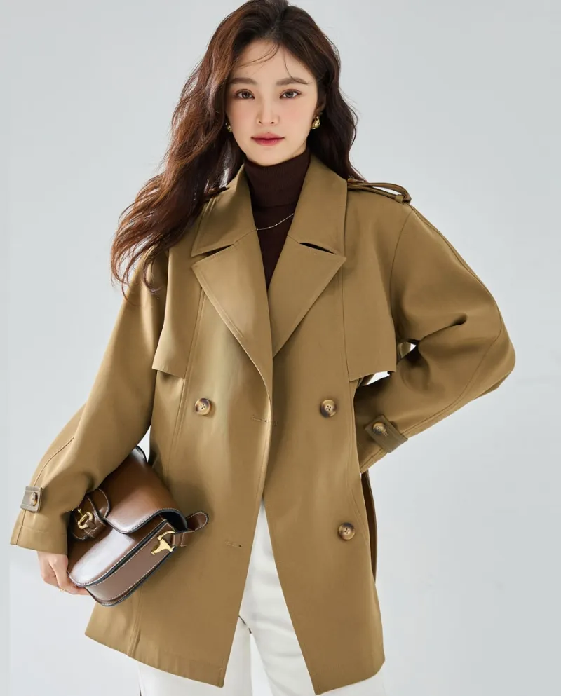 23 Nuova manica lucida autunnale Temperamento casual Pendolarismo Drappeggiato e fresco Elegante giacca a vento corta con pelle