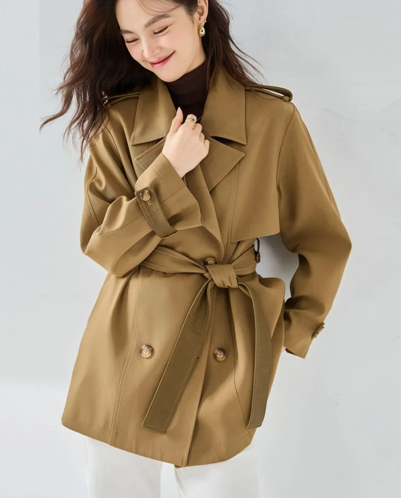 23 Nuova manica lucida autunnale Temperamento casual Pendolarismo Drappeggiato e fresco Elegante giacca a vento corta con pelle