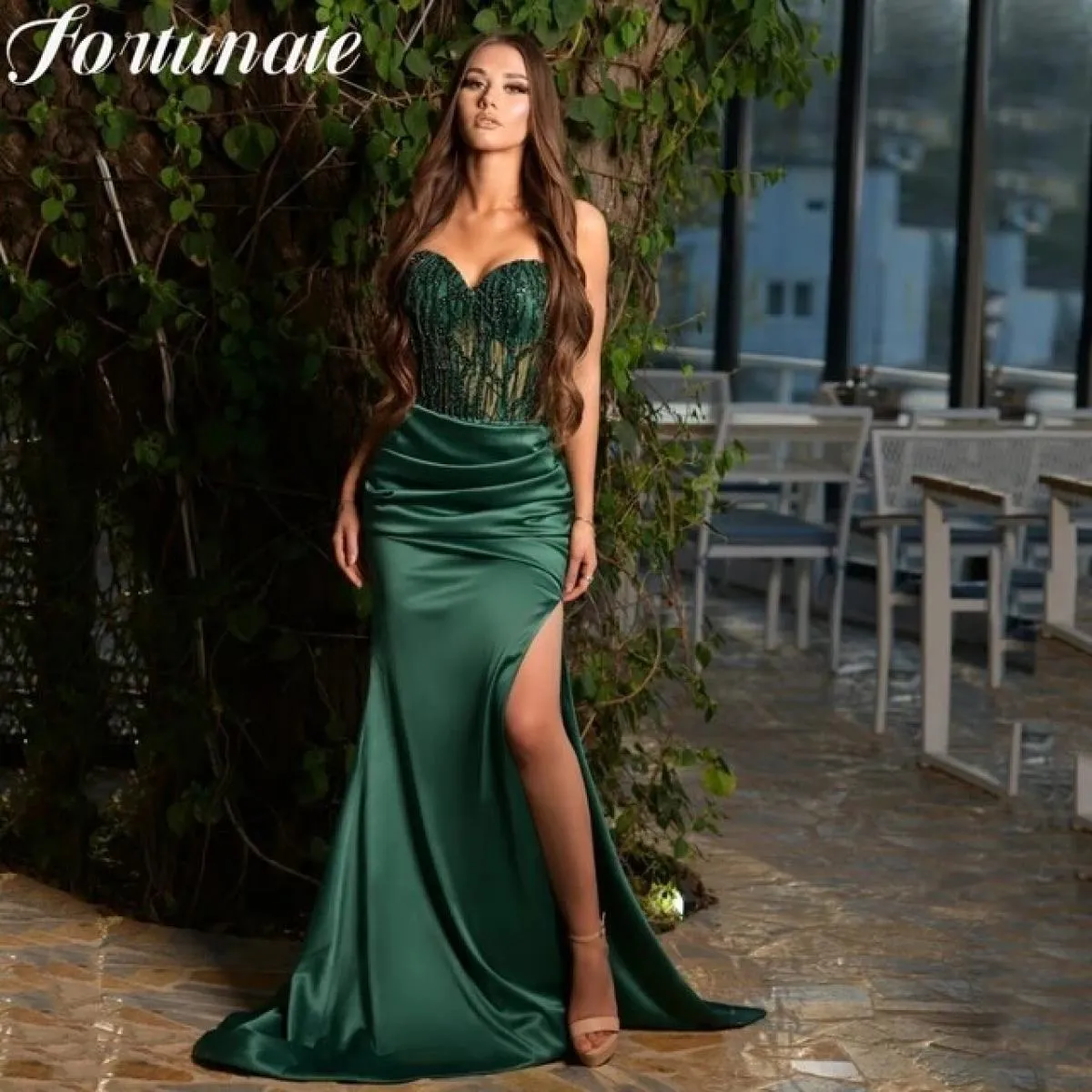 Abiti eleganti verdi Quinceanera Abiti da cerimonia Spalline con spacco Cocktail Party Serata per abito da donna 2023