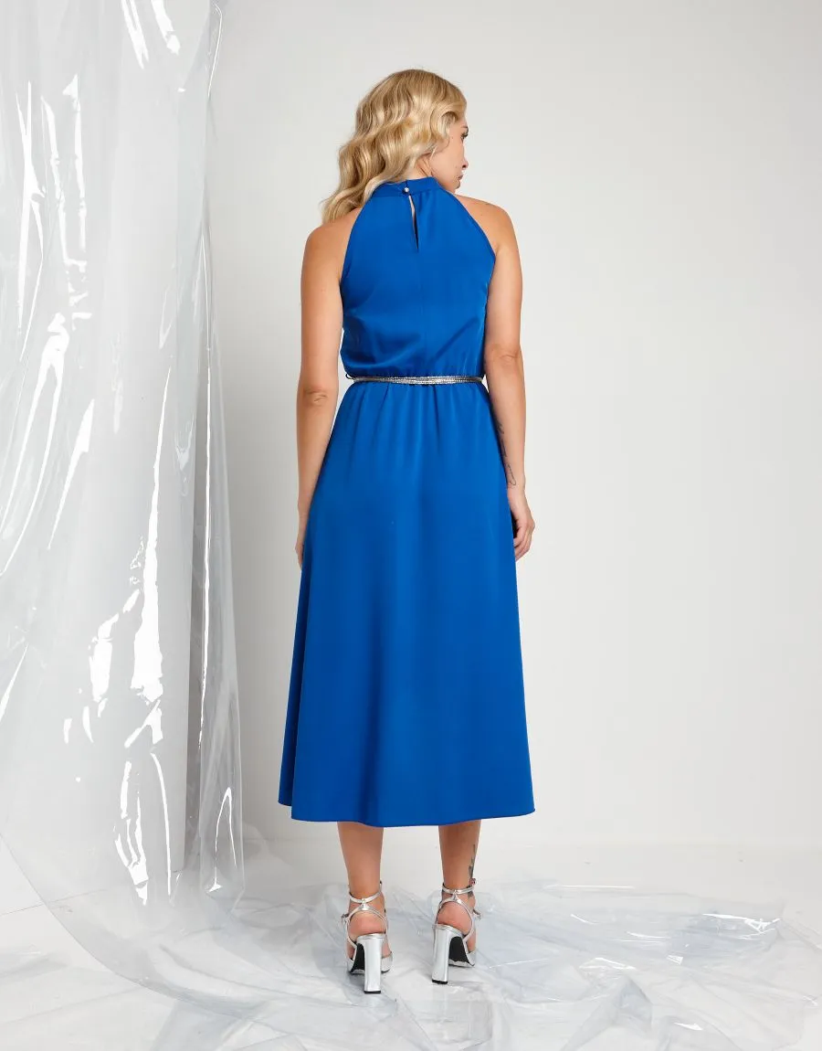 Abito con scollo all'americana e gonna asimmetrica