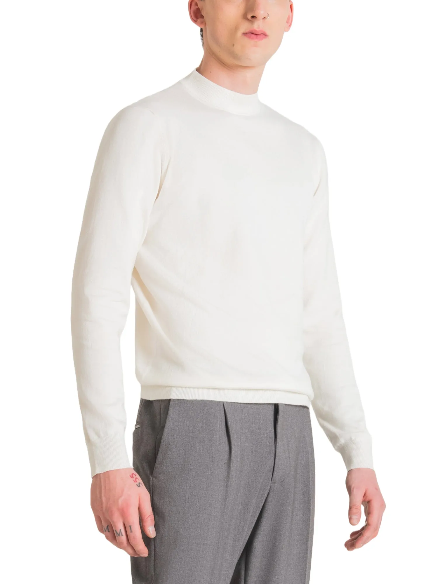 Antony Morato Maglioncini MMSW01407 YA500002