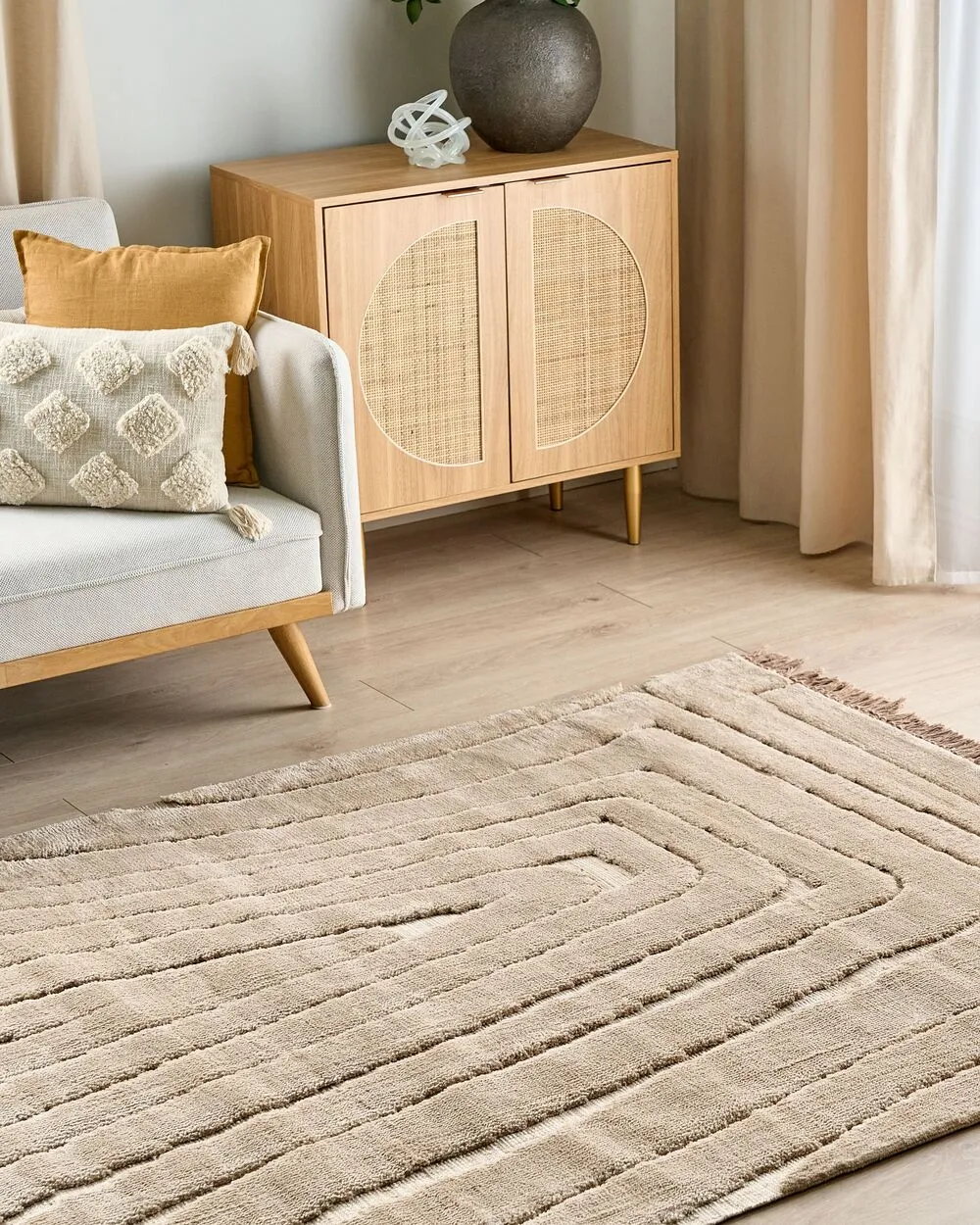 Area Rug 200 x 300 cm Beige SAZOO