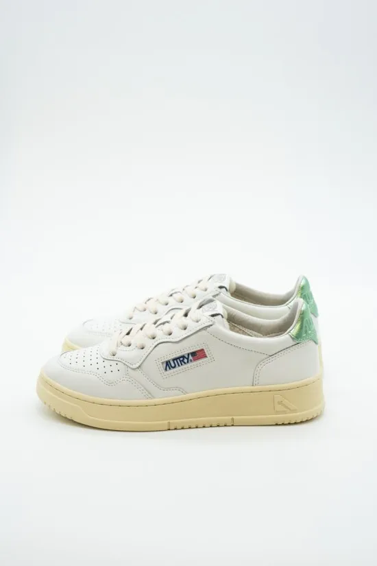 AUTRY MEDALIST LOW SNEAKER WOM AULW LL62