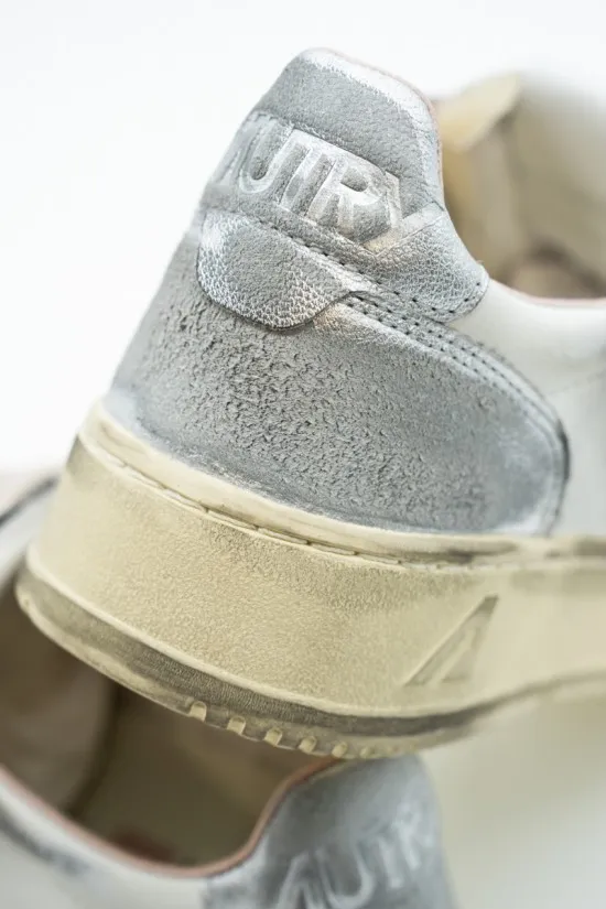 AUTRY SUPER VINTAGE LOW SNEAKER WOM AVLW SV35