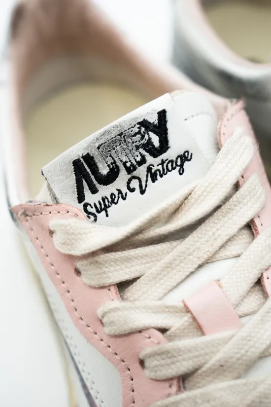 AUTRY SUPER VINTAGE LOW SNEAKER WOM AVLW SV35