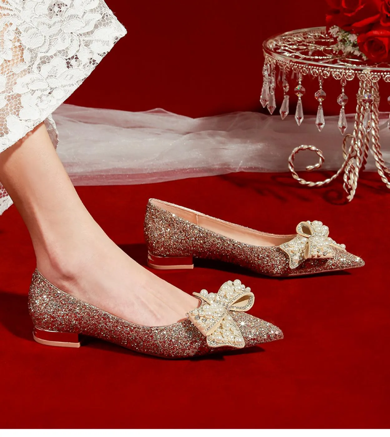 Bling Square Heels Pumps Donna Paillettes Scarpe a punta Tacchi bassi Scarpe da festa Donna Pearl Bowknot Slipon Scarpe da banch