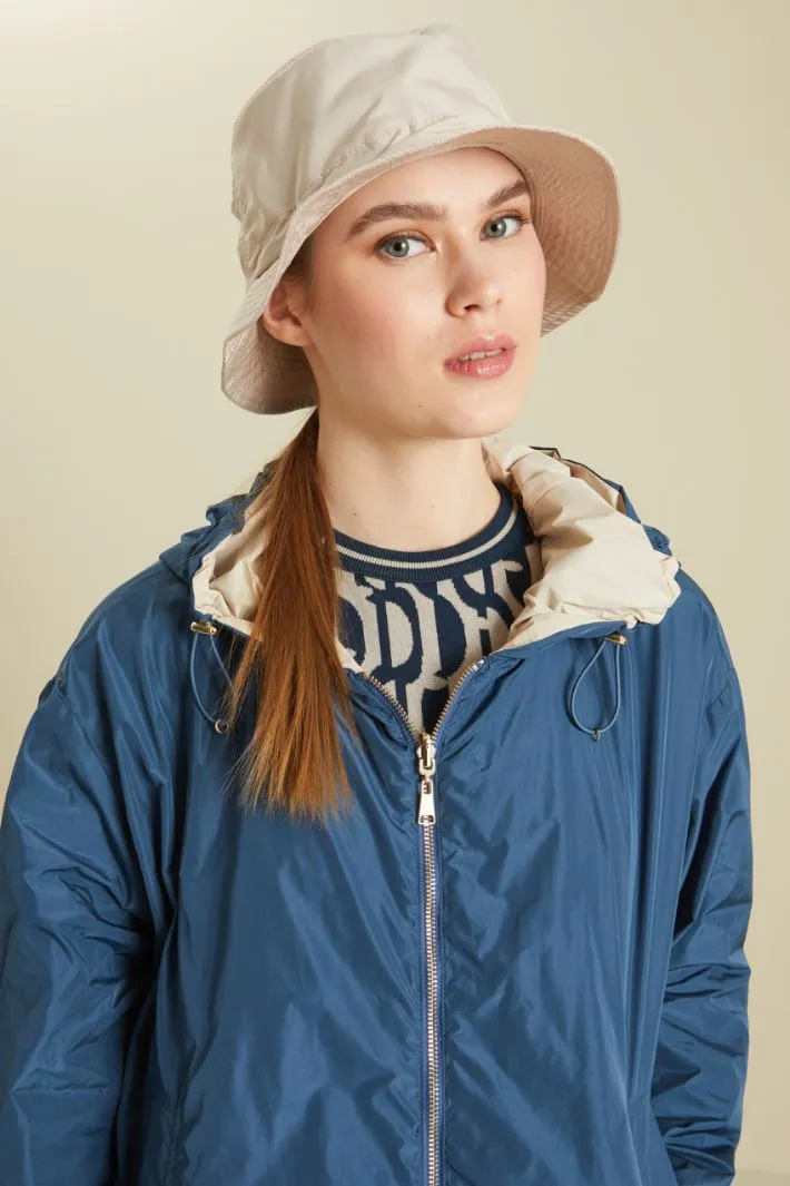 Cappello in taffetà