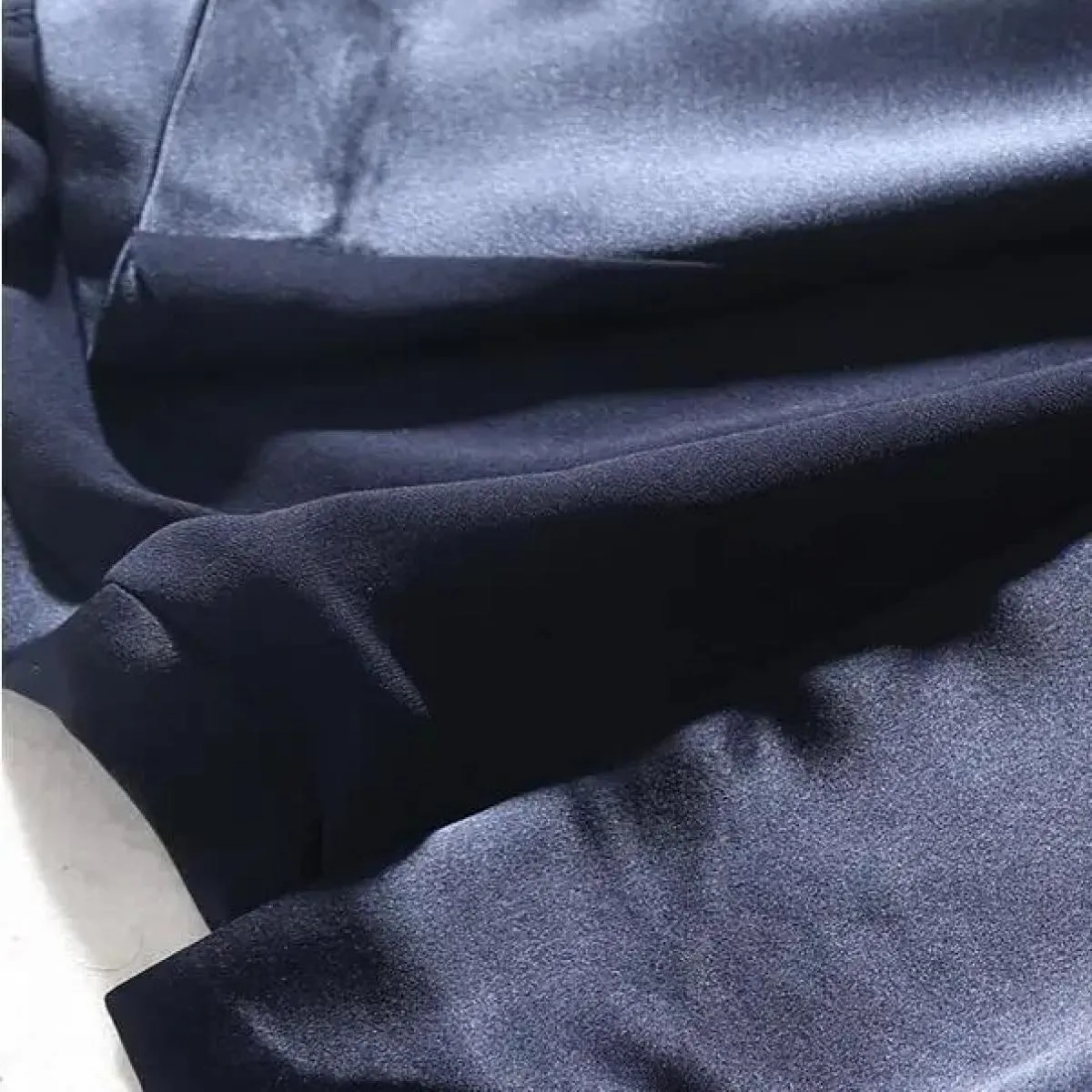 Designer Donna Abbigliamento Giacca a vento Donna 2023 Nuovo Mid Long Autumn Cappotto sottile Manica in organza Cappotto in acet