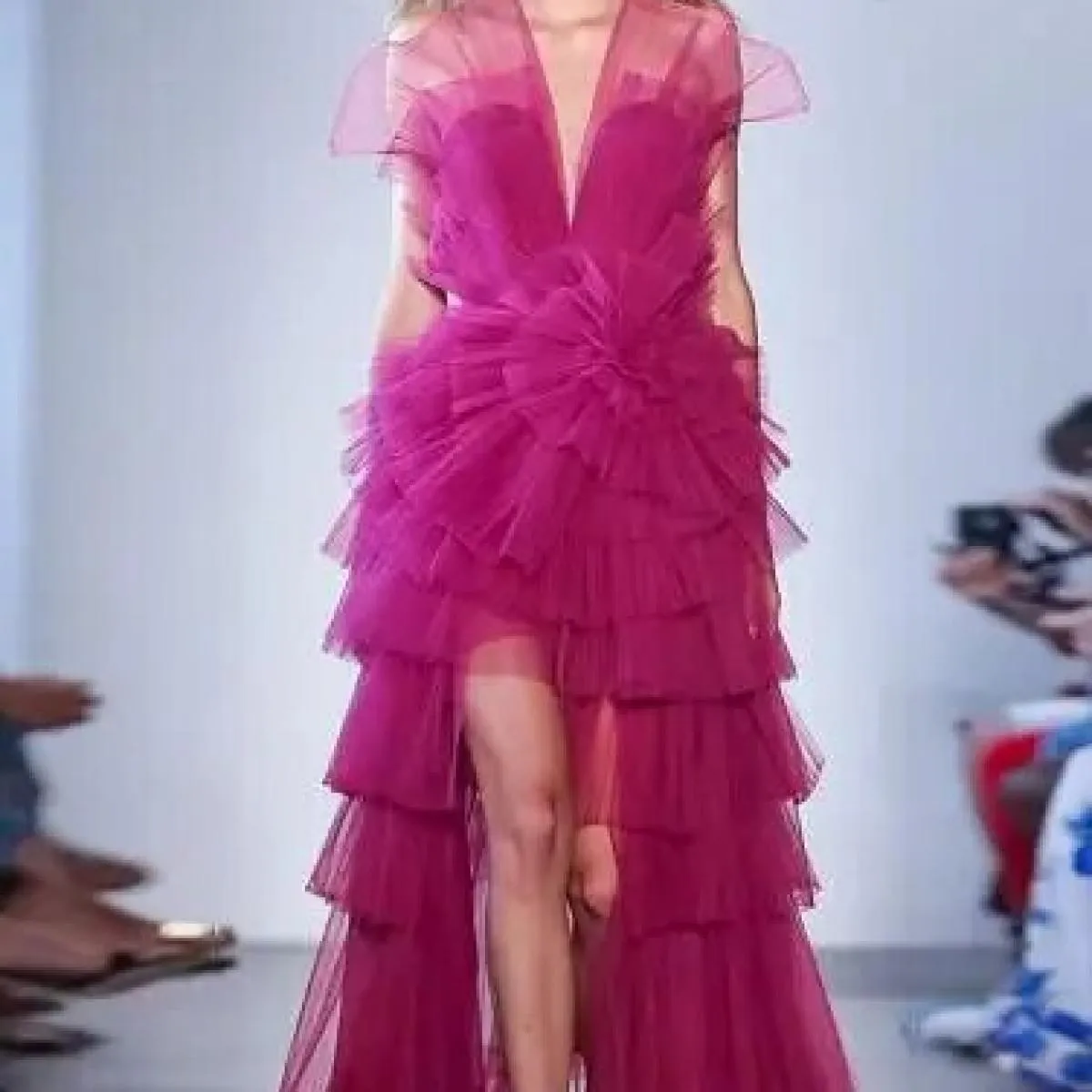 Haute Couture Abito formale in tulle a cascata Stile hippie Abiti lunghi in tulle a strati alti e bassi Abiti da sera accattivan