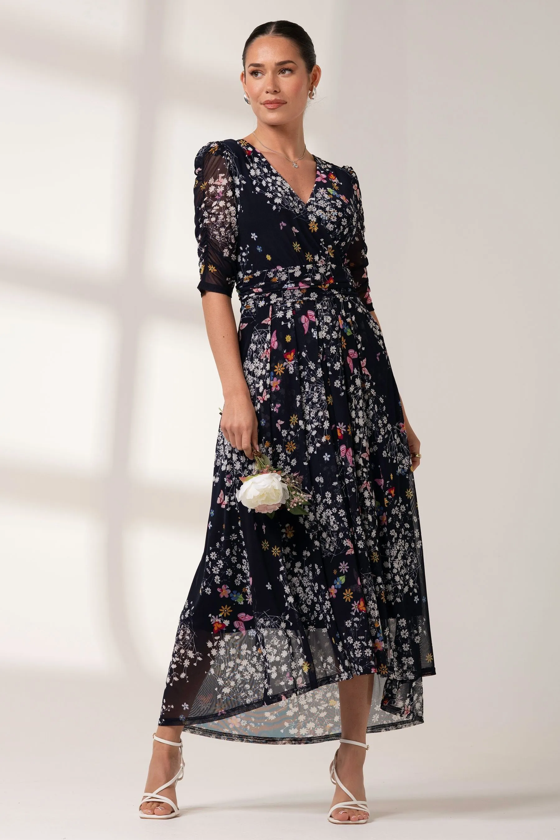 Jolie Moi - Dasha - Abito maxi in rete con maniche arricciate