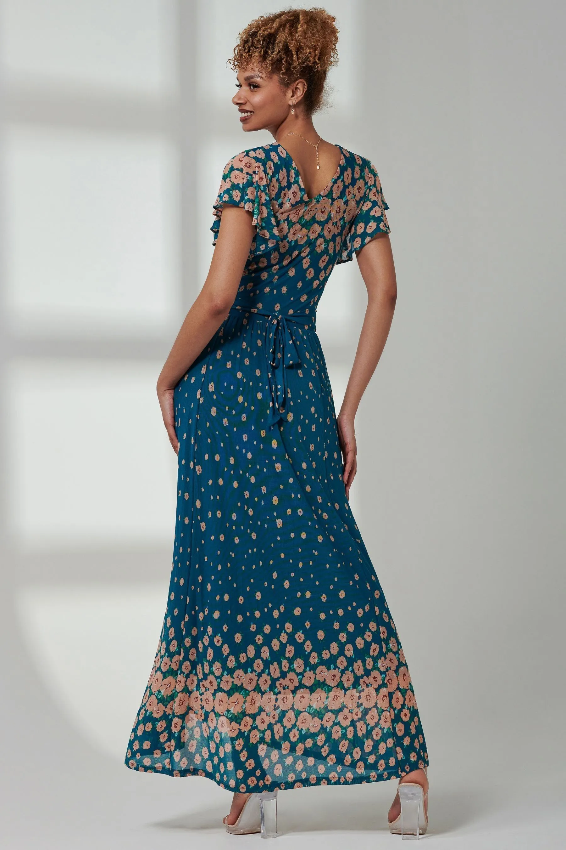 Jolie Moi - Kora - Abito maxi in rete con maniche ad arricciature