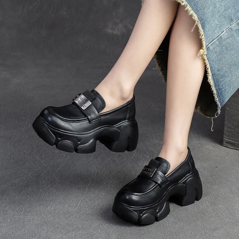 Mocassini con plateau grosso in pelle minimalista da donna