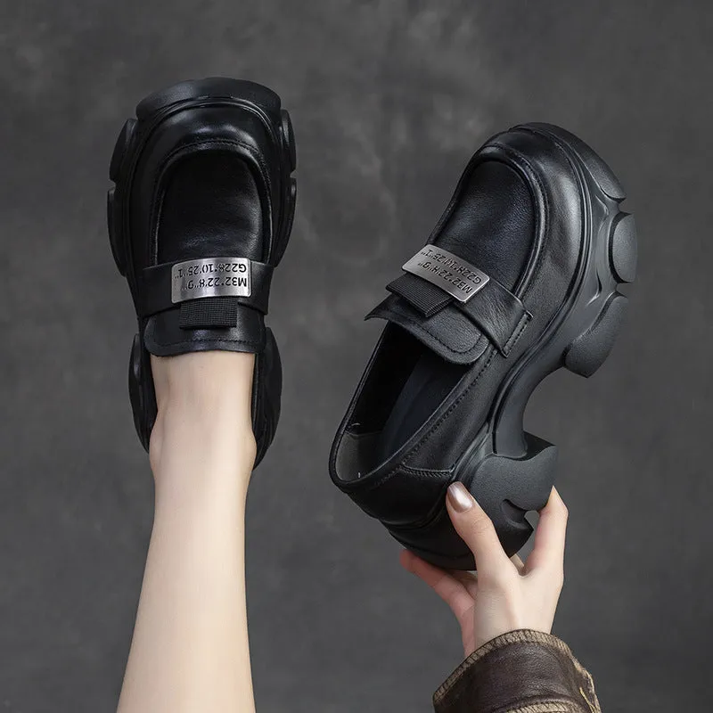 Mocassini con plateau grosso in pelle minimalista da donna