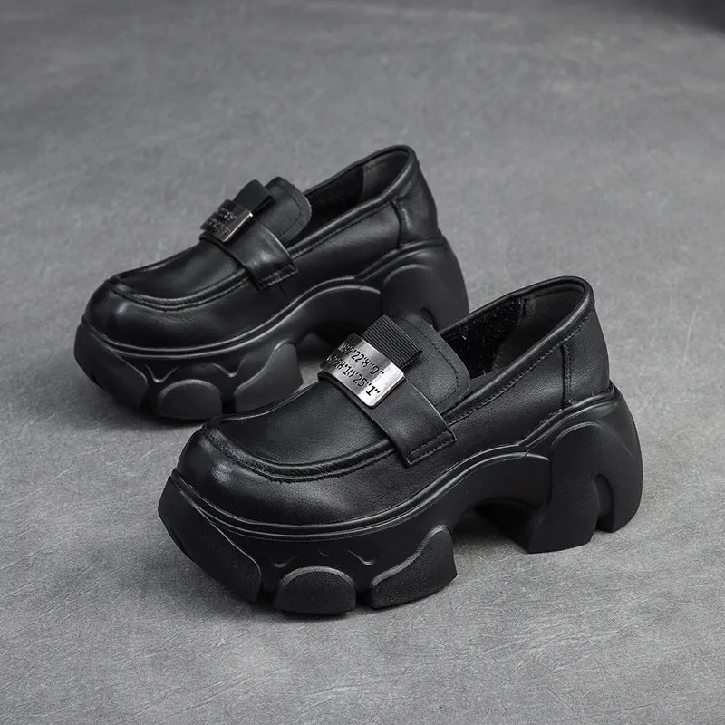 Mocassini con plateau grosso in pelle minimalista da donna