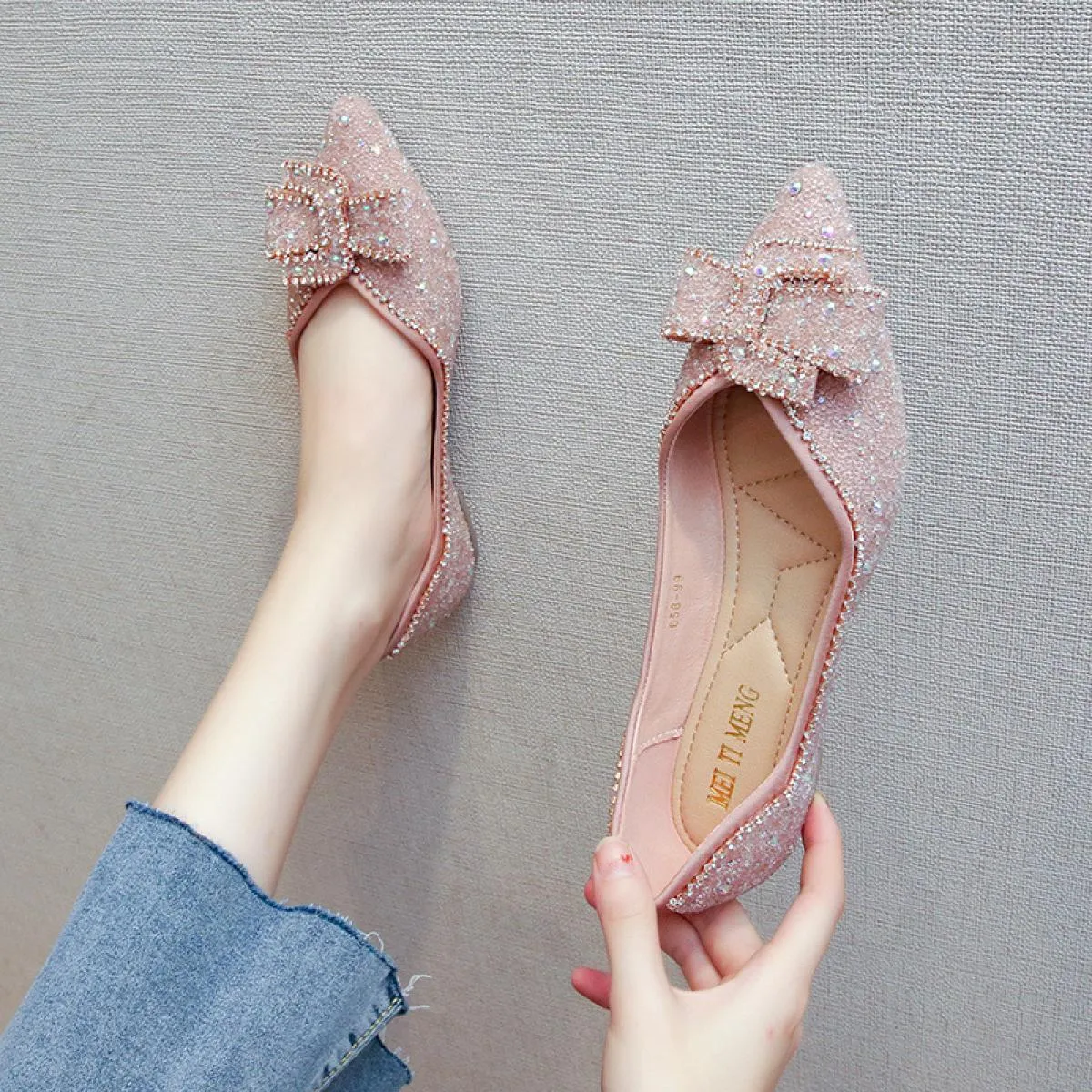 Moda scarpe da barca a punta donna 2022 nuova estate scarpe basse con strass scarpe basse suola morbida scarpe da donna taglie f