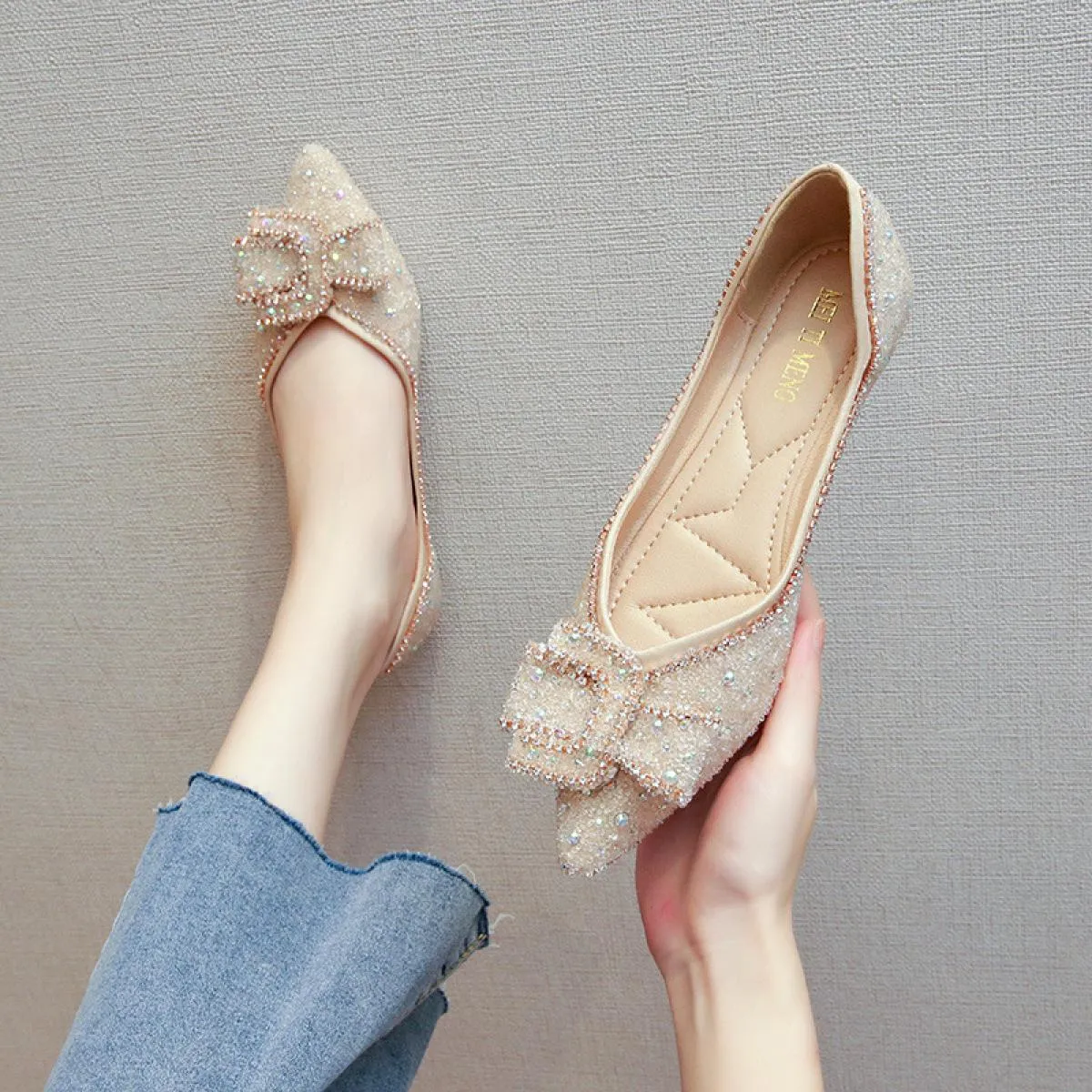 Moda scarpe da barca a punta donna 2022 nuova estate scarpe basse con strass scarpe basse suola morbida scarpe da donna taglie f