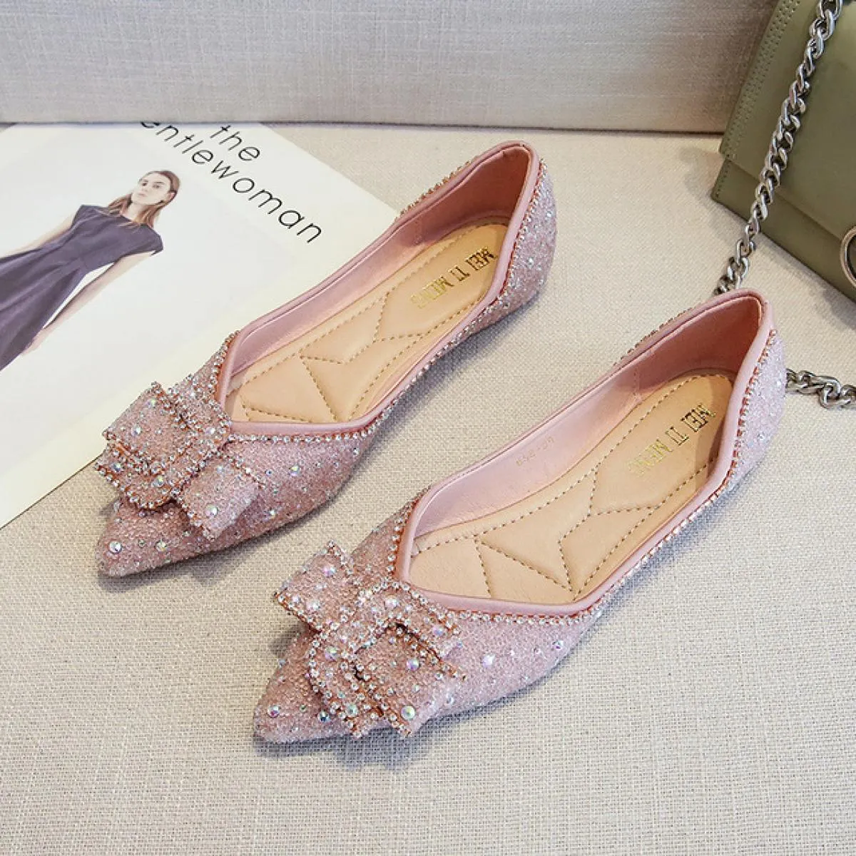 Moda scarpe da barca a punta donna 2022 nuova estate scarpe basse con strass scarpe basse suola morbida scarpe da donna taglie f