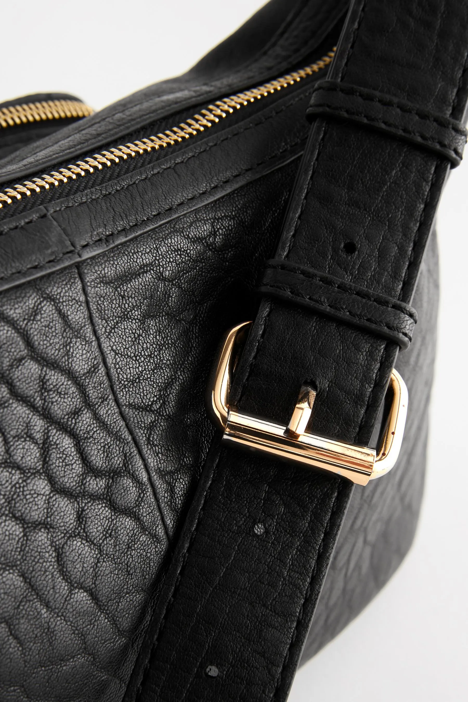 Nero  - Borsa in pelle con tasca sulle spalle