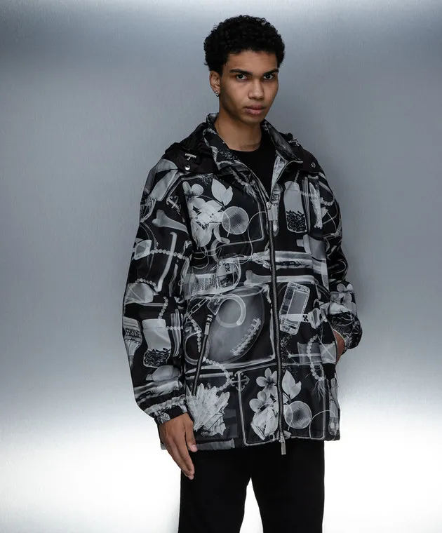 Off-White Giacca a vento nera con stampa a forma di radiografia OMEB048S24FAB001
