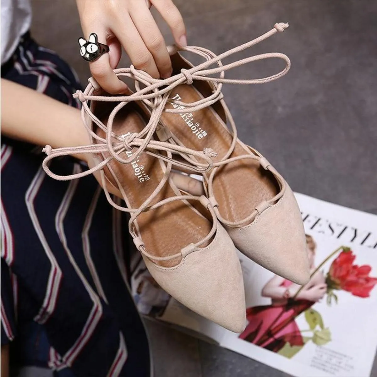 Sandali estivi di moda per le donne 2022 nuove scarpe basse per donna sandali con cinturino a punta con lacci bassi sandali da d