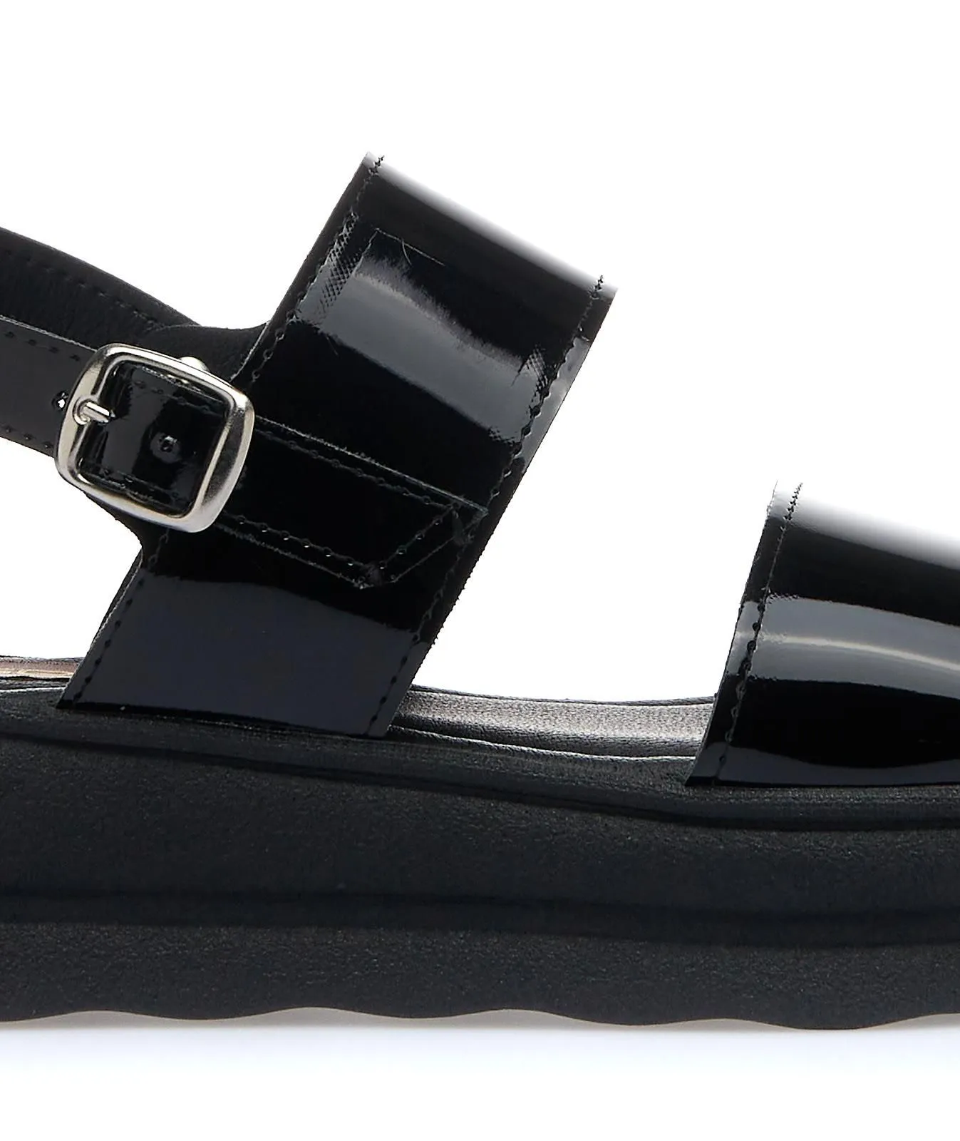 Sandali neri con suola platform
