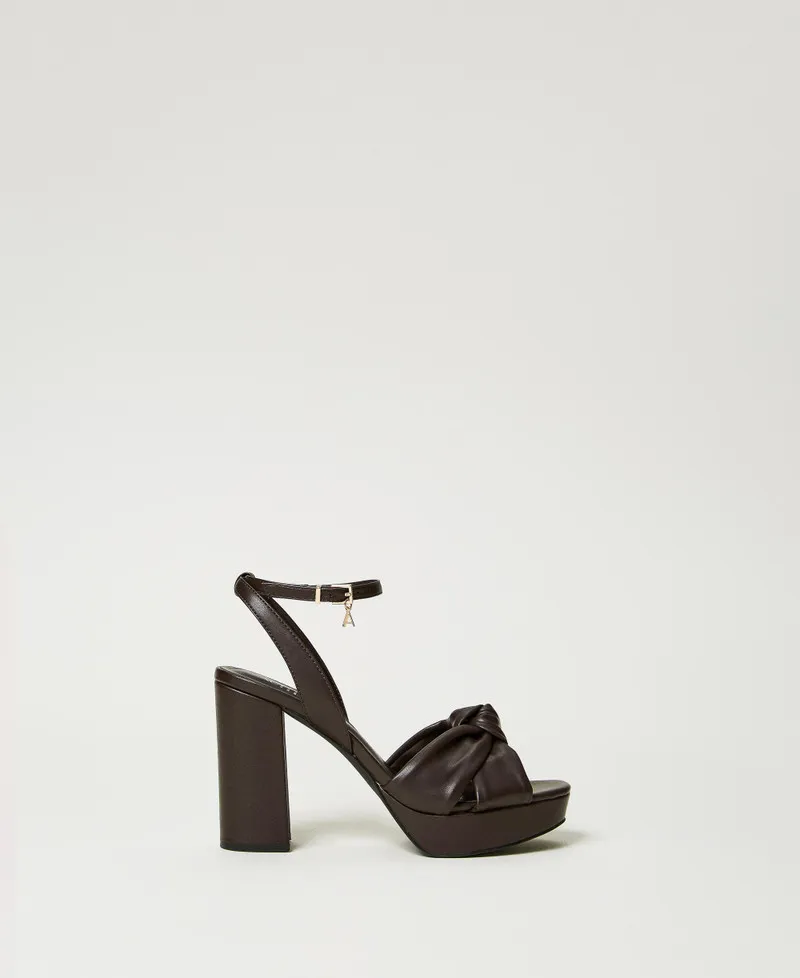 Sandali platform con nodo