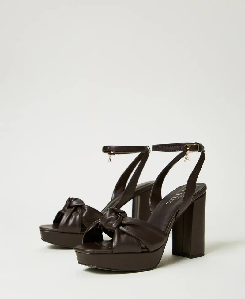 Sandali platform con nodo