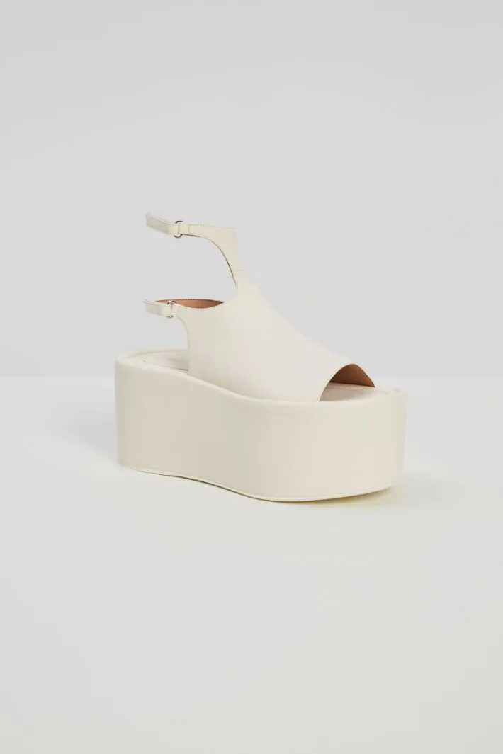 Sandali platform open toe