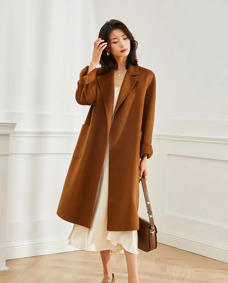 Shenghong accuratamente selezionato 23 Autunno e inverno Nuovo stile M Famiglia Cappotto di lana con ondulazione dell'acqua a do