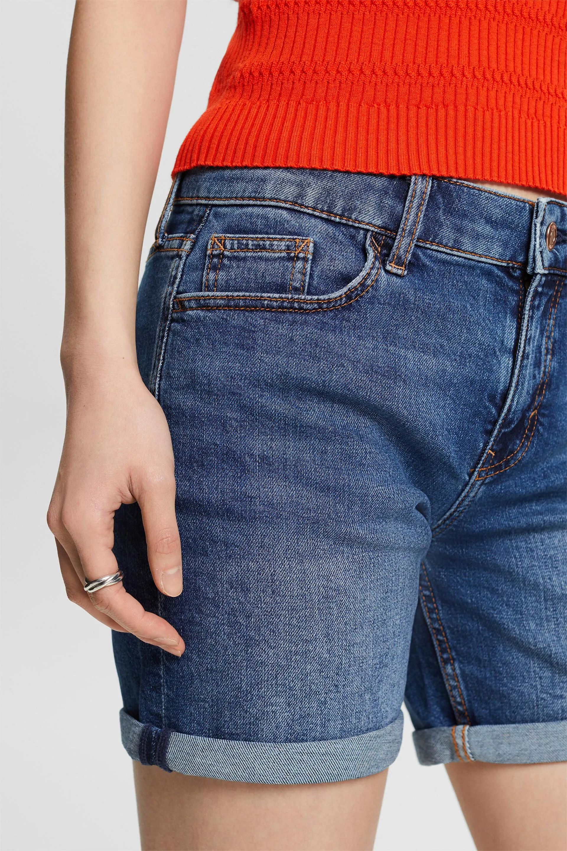 Shorts in denim a vita media, classici e retrò