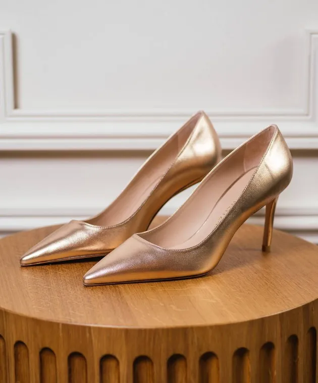 Stuart Weitzman Scarpe da barca STUART in camoscio beige S7009