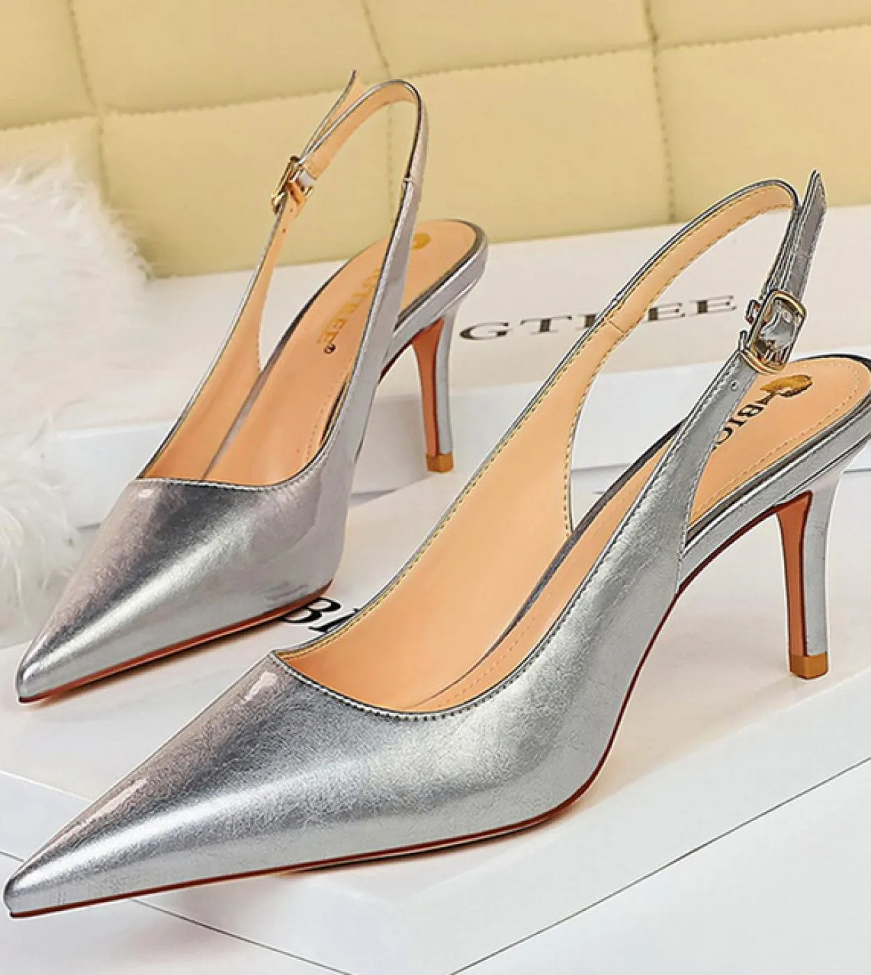 Summer Women 7cm 95cm Sandali con tacco alto Lady Stripper Slingback Sandles Oversize Medio Tacchi bassi Prom da sposa Giallo