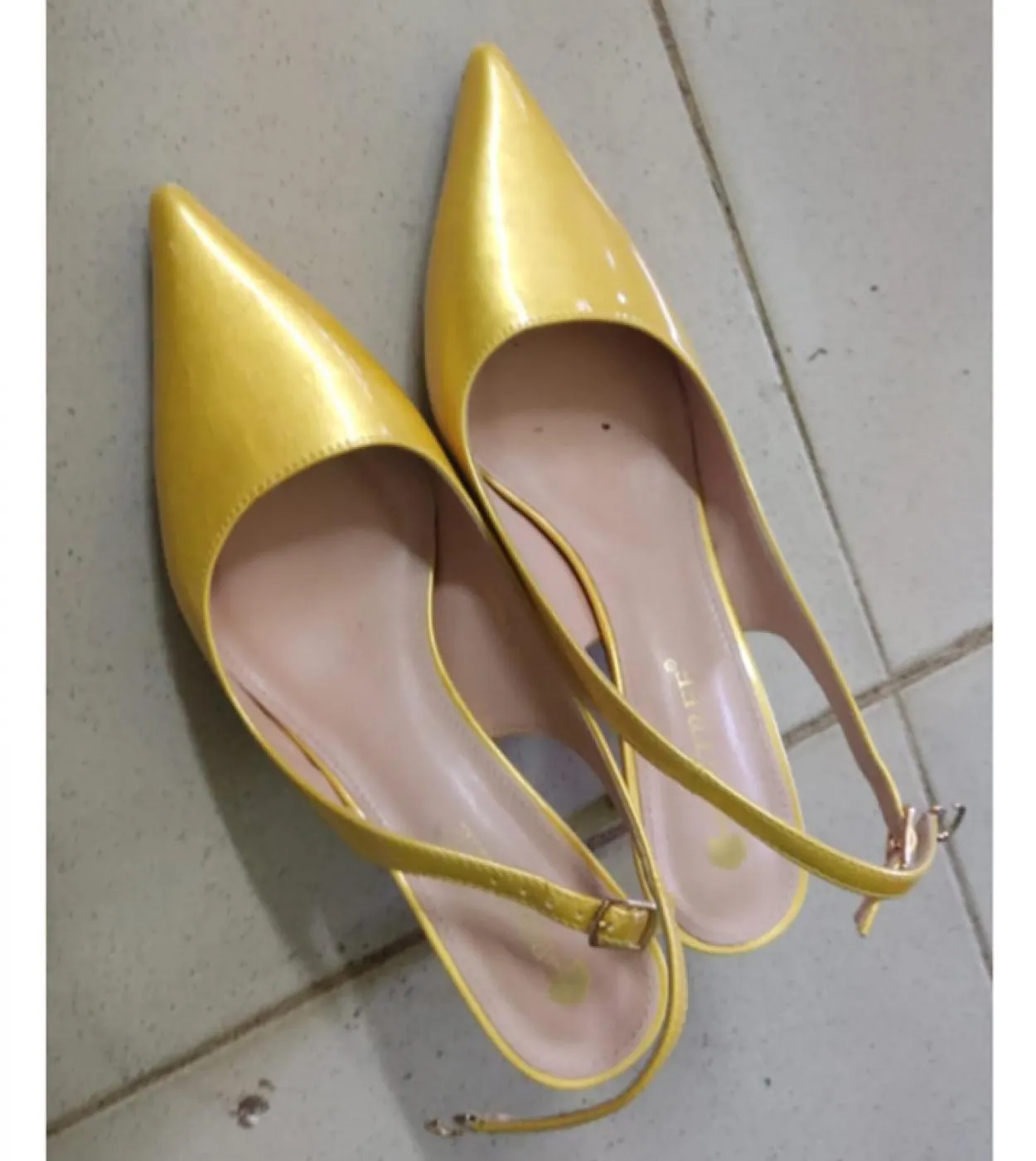 Summer Women 7cm 95cm Sandali con tacco alto Lady Stripper Slingback Sandles Oversize Medio Tacchi bassi Prom da sposa Giallo