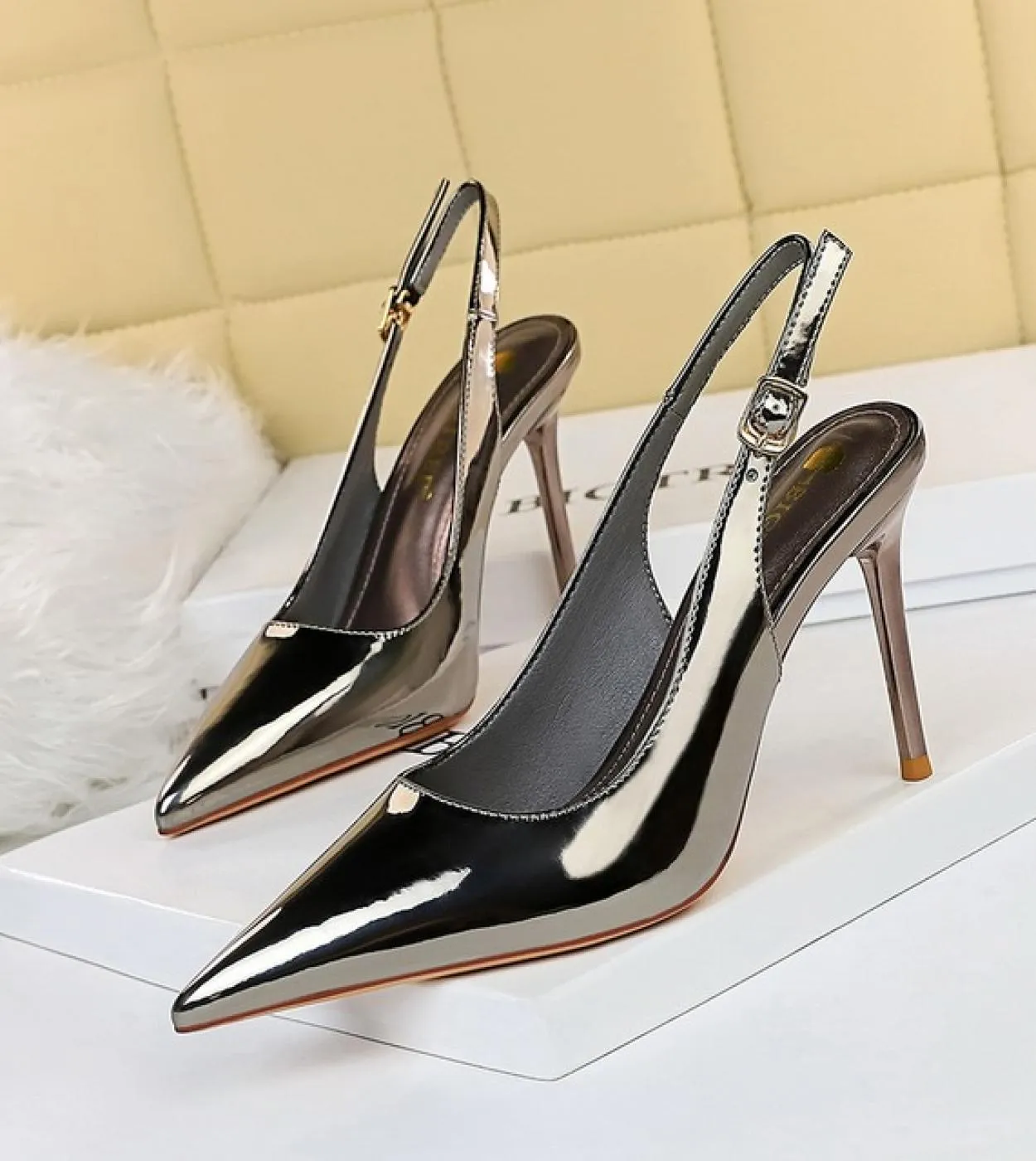 Summer Women 7cm 95cm Sandali con tacco alto Lady Stripper Slingback Sandles Oversize Medio Tacchi bassi Prom da sposa Giallo