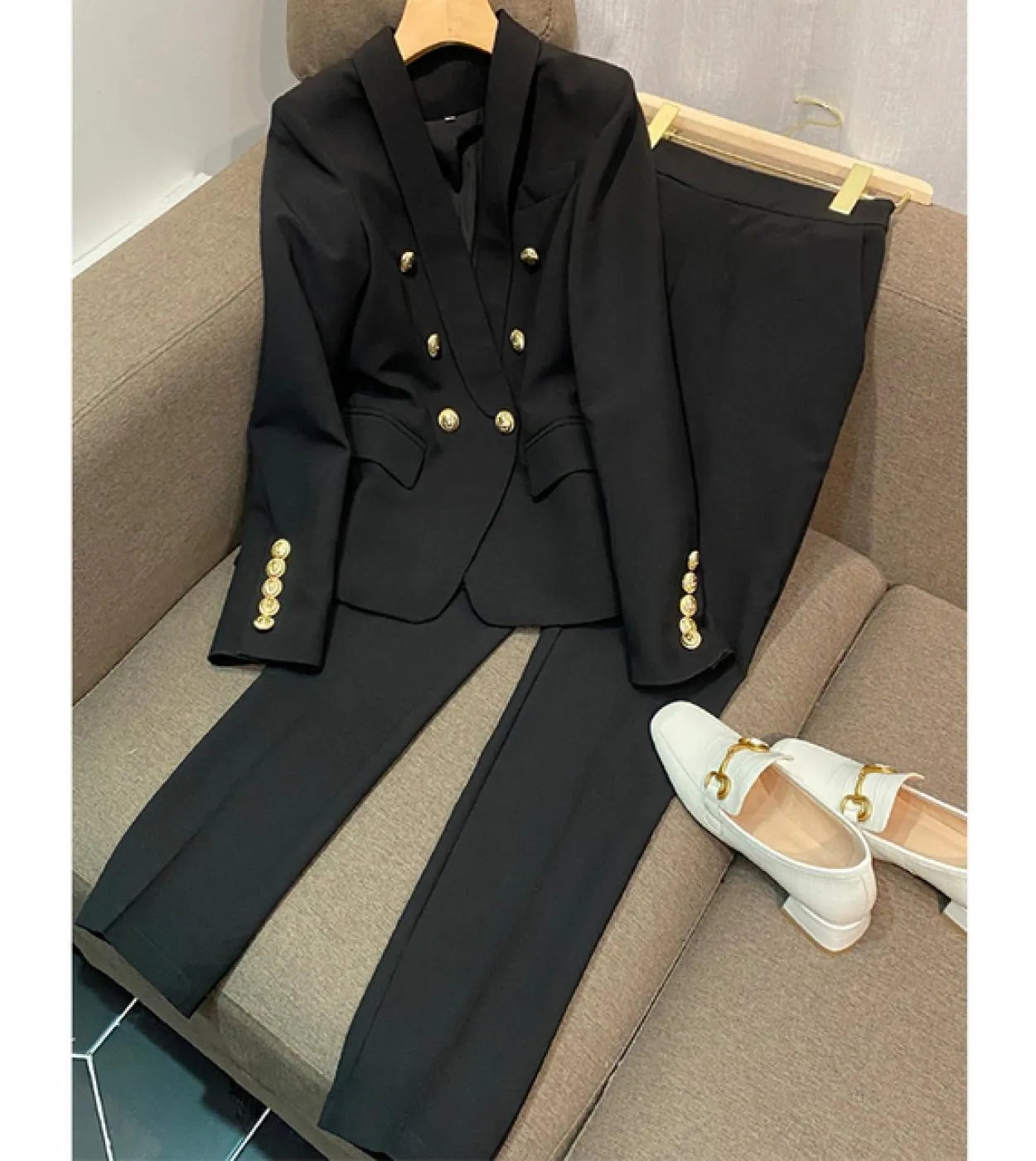Tailleur pantalone rosa da donna Completi rosa da donna Prezzi bassi Completi pantalone donna rosa nero