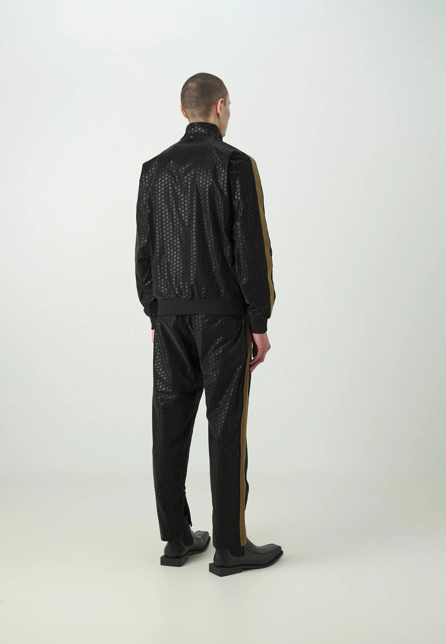 TRACKSUIT - Tuta