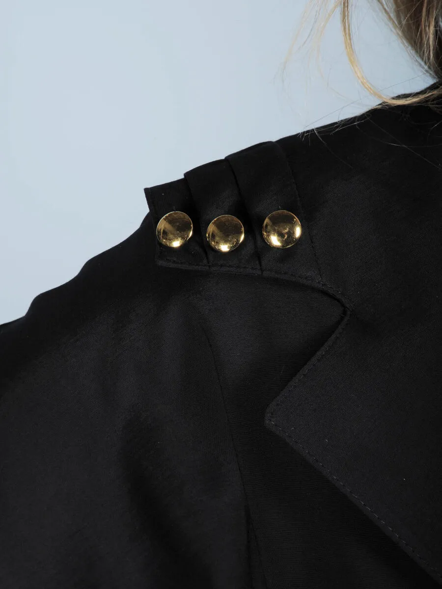 Tuta nera con bottoni oro stile marinaretto